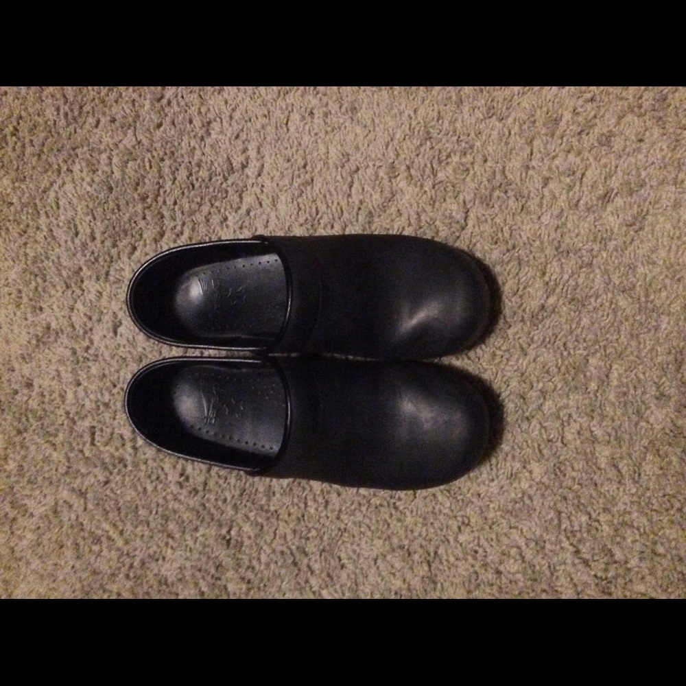 Oiled Black Dansko Clog